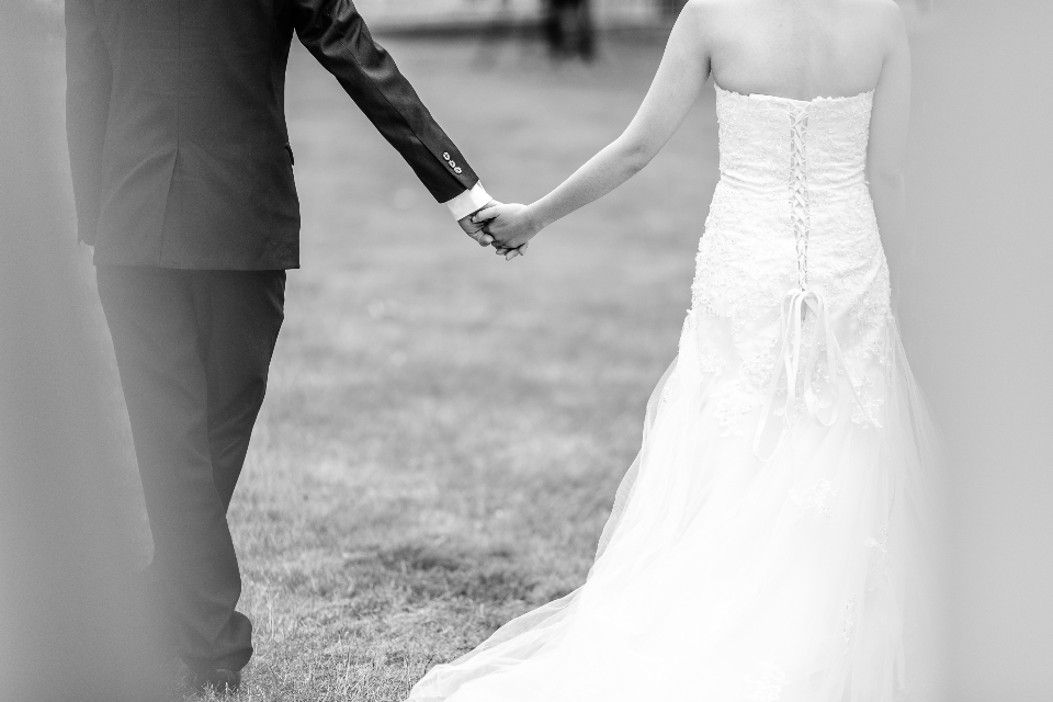 Married, 4.10pm
