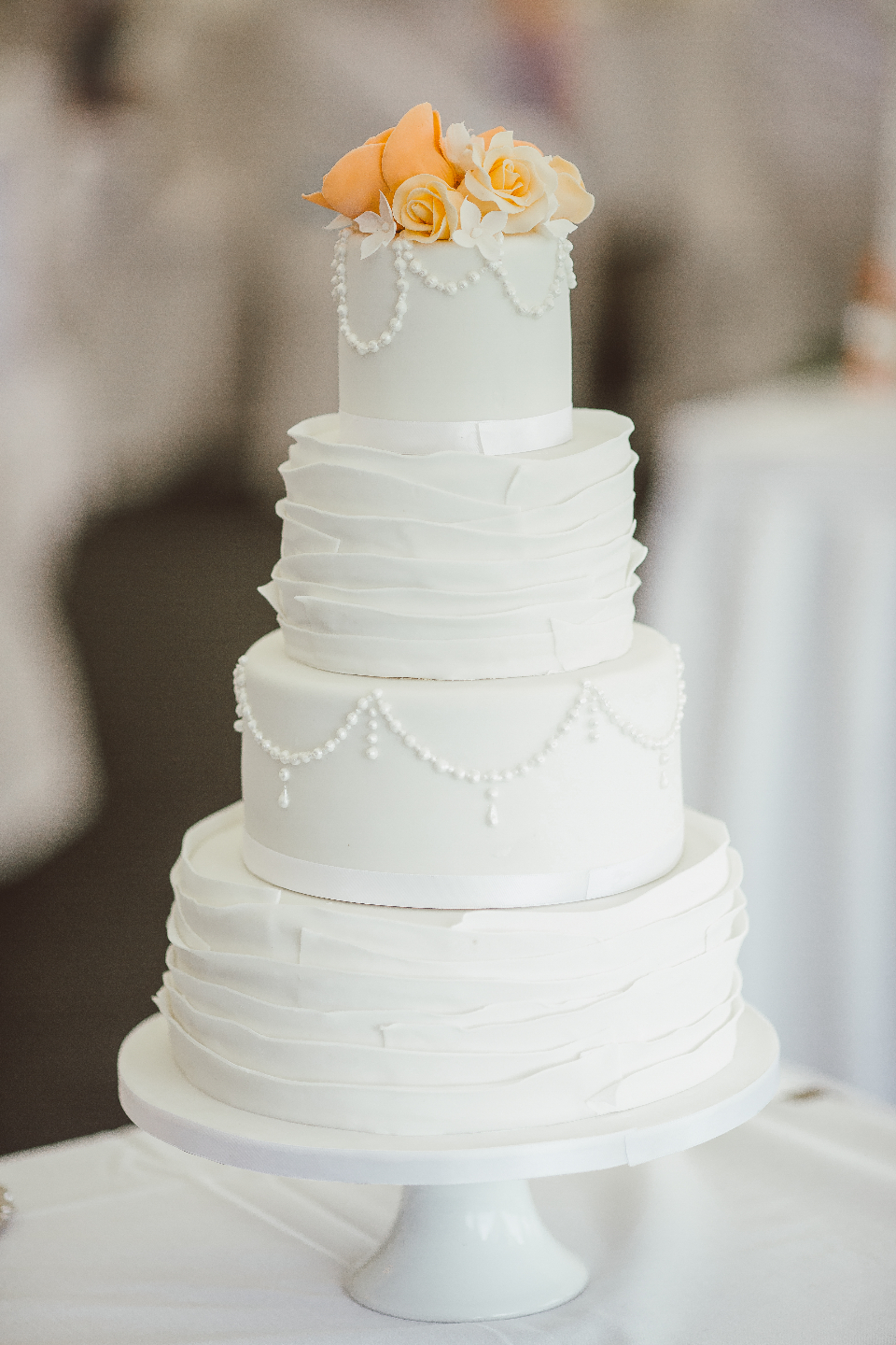 Apple cake, three tiers
